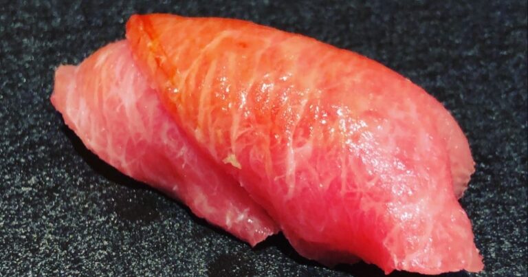 Otoro tuna nigiri at Yoshino